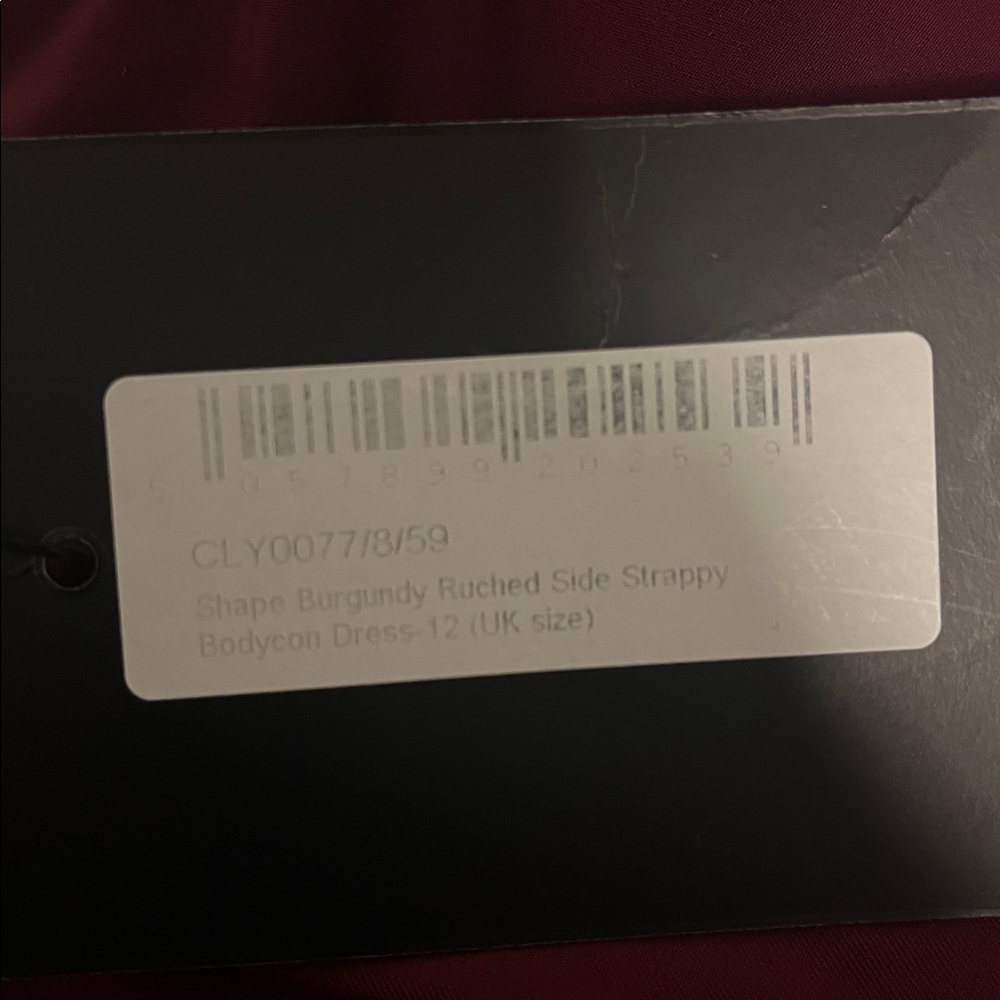 PrettyLittleThing Shape Burgundy, bodycon dress